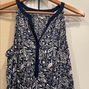 Old Navy Women's Navy and White Floral Tank Maxi Dress